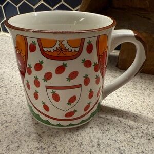 Strawberry girl mug middle